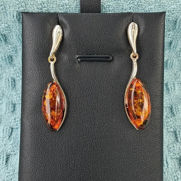 Jewelry - Baltic Amber Drop Dangle Earrings in 925 Sterling Silver.